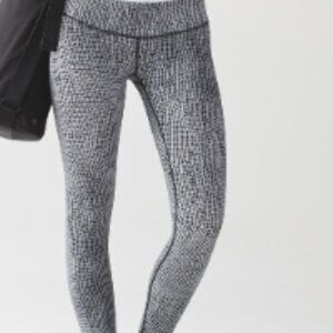 Lululemon Wunder Under Pant Size 6